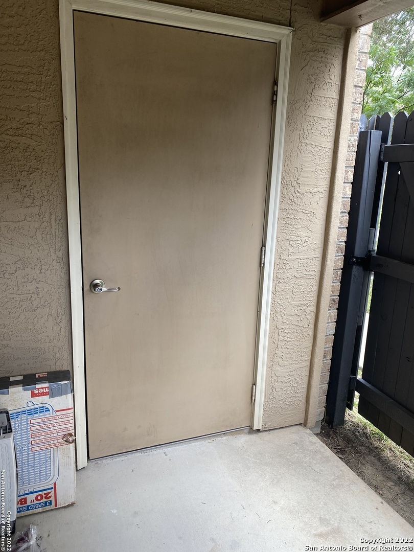 4111 Medical Dr 101b , San Antonio, TX, 78229 | 1726696 | Realty Texas LLC