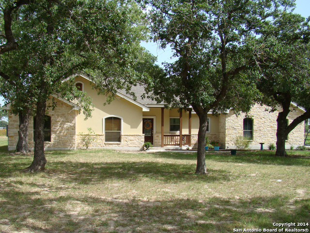 112 Sendera Crossing , La Vernia, TX, 78121-5234 | 1068786 | Realty Texas LLC