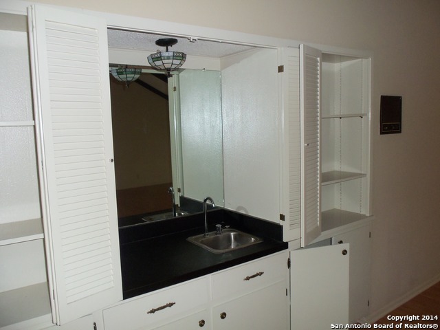 10110 Grand Park Dr , San Antonio, TX, 78239 | 1058459 | Realty Texas LLC