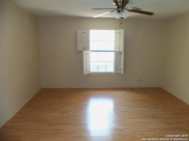 10110 Grand Park Dr , San Antonio, TX, 78239 | 1058459 | Realty Texas LLC