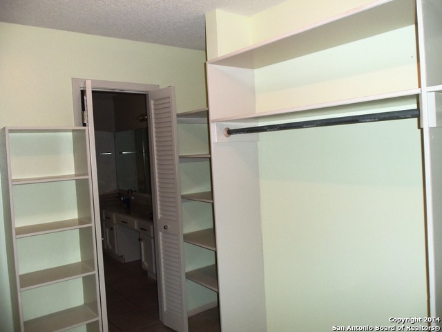10110 Grand Park Dr , San Antonio, TX, 78239 | 1058459 | Realty Texas LLC