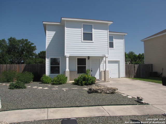 1666 Prickley Pear Dr , New Braunfels, TX, 78130 | 1062429 | Realty Texas LLC