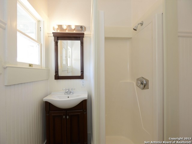 821 E Quincy Street , San Antonio, TX, 78215 | 1034250 | Realty Texas LLC