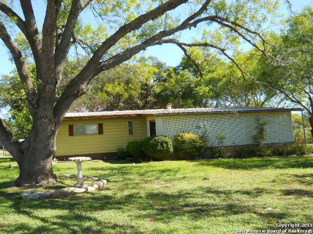 100 Shannon Dr. , Kerrville, TX, 78028 | 1027692 | Realty Texas LLC