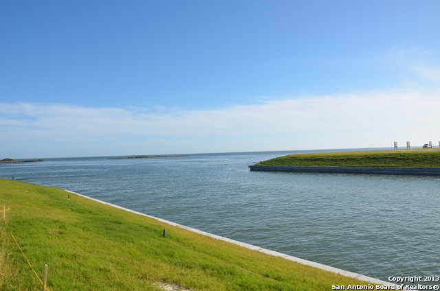 1009 North Isle Drive , Rockport, TX, 78382 | 1030860 | Realty Texas LLC