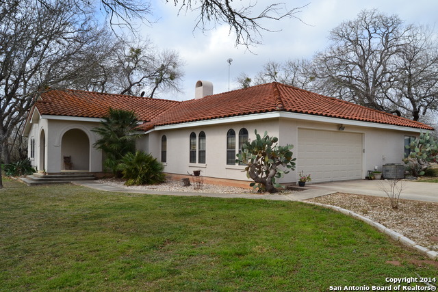 1090 Muehl Rd , Seguin, TX, 78155-7790 | 1042561 | Realty Texas LLC