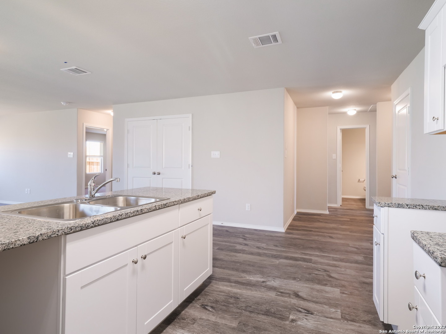 13726 Submarine Cove , San Antonio, TX, 78223 | 1728445 | Realty Texas LLC