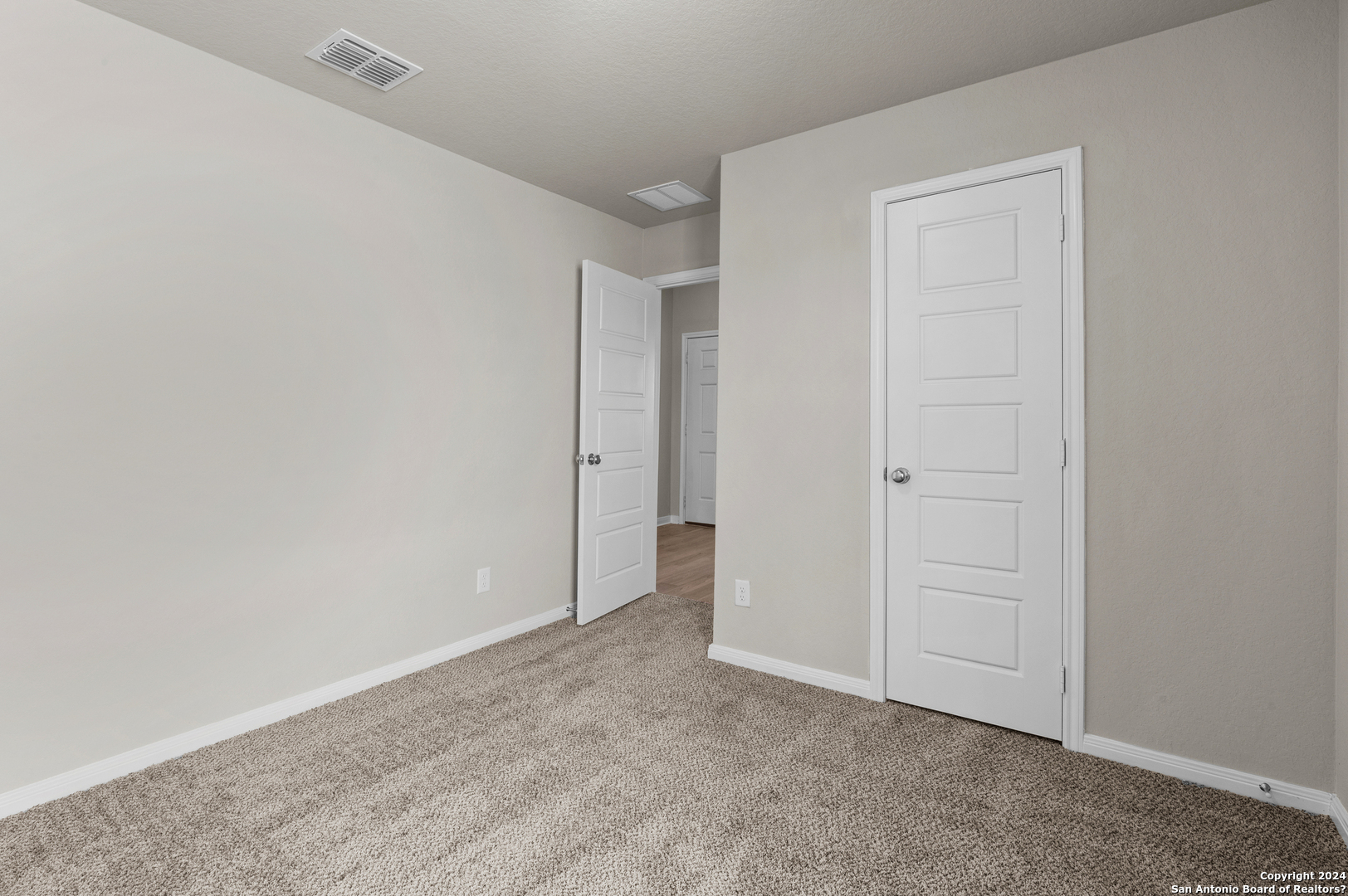 8424 Aloe Vera Trace , San Antonio, TX, 78222 | 1732134 | Realty Texas LLC