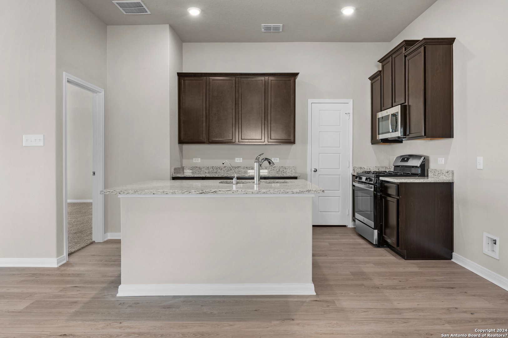 8424 Aloe Vera Trace , San Antonio, TX, 78222 | 1732134 | Realty Texas LLC