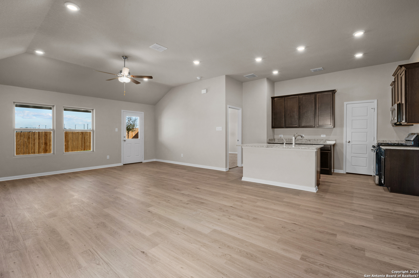 8424 Aloe Vera Trace , San Antonio, TX, 78222 | 1732134 | Realty Texas LLC