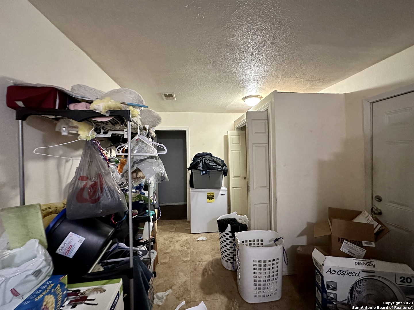 414 W Academy St , San Antonio, TX, 78226 | 1732003 | Realty Texas LLC