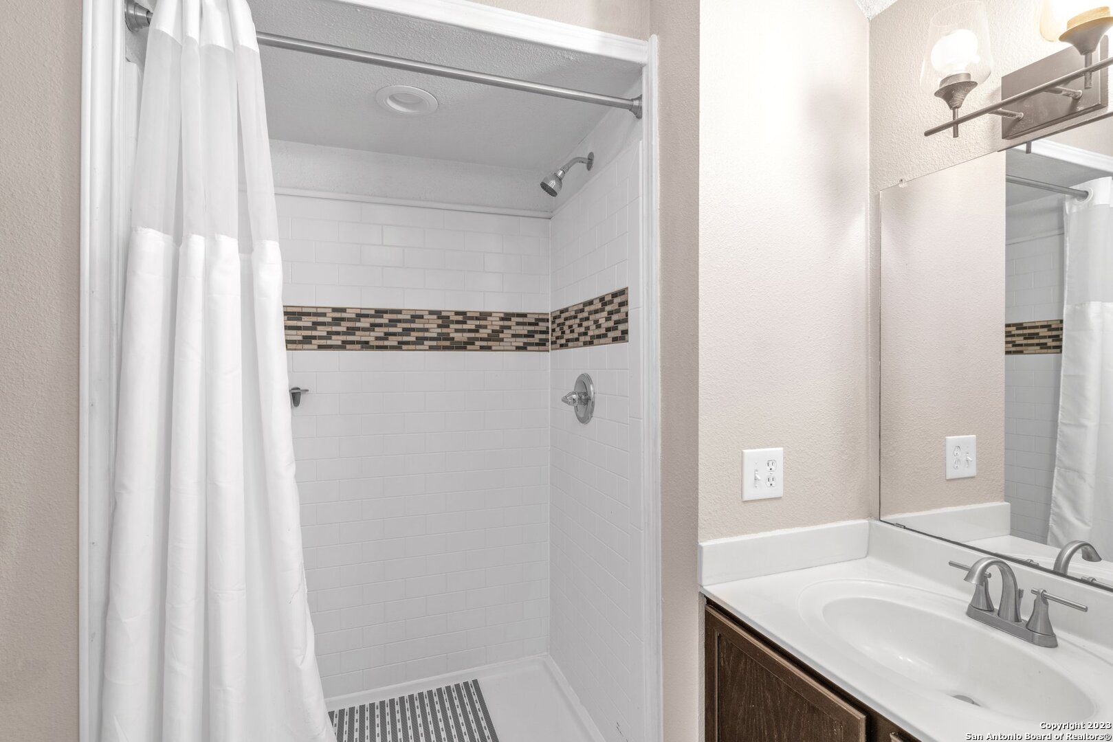 2230 Creekside Bend,San Antonio, TX 78259