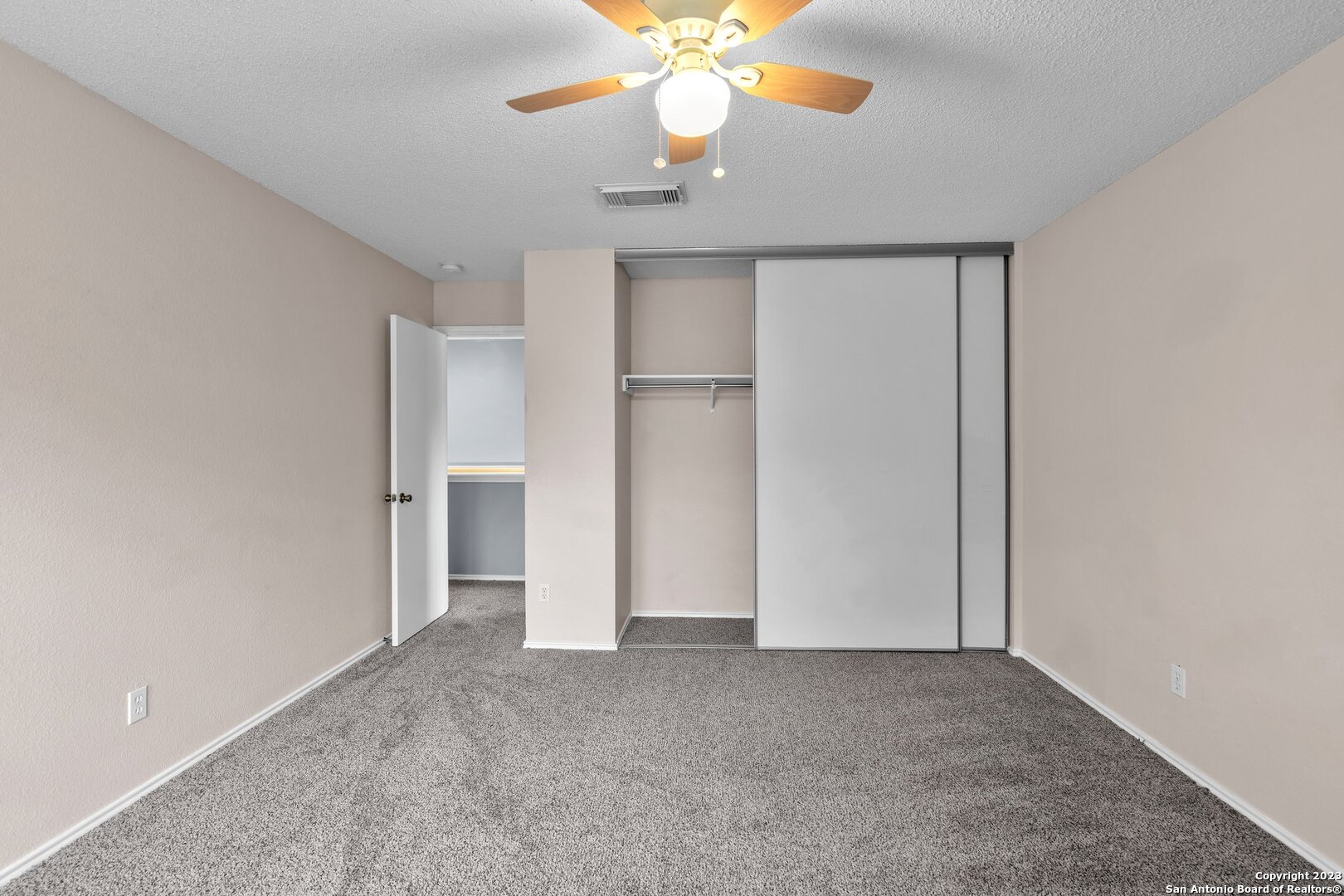 2230 Creekside Bend,San Antonio, TX 78259