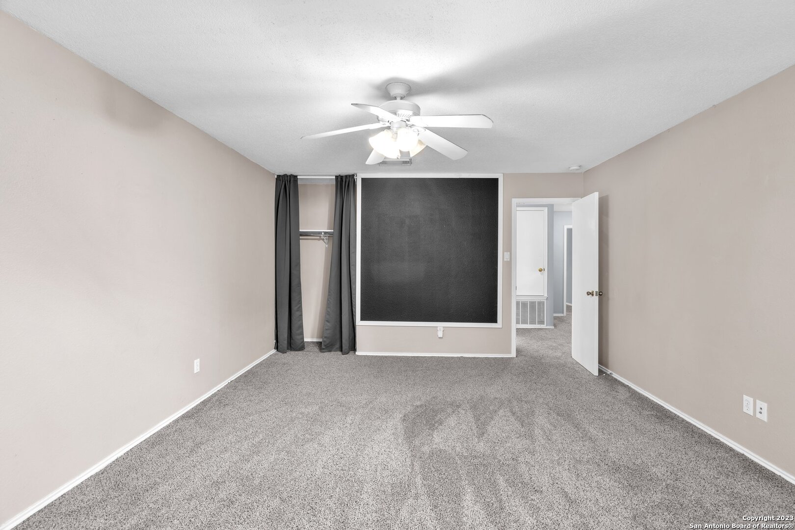 2230 Creekside Bend,San Antonio, TX 78259