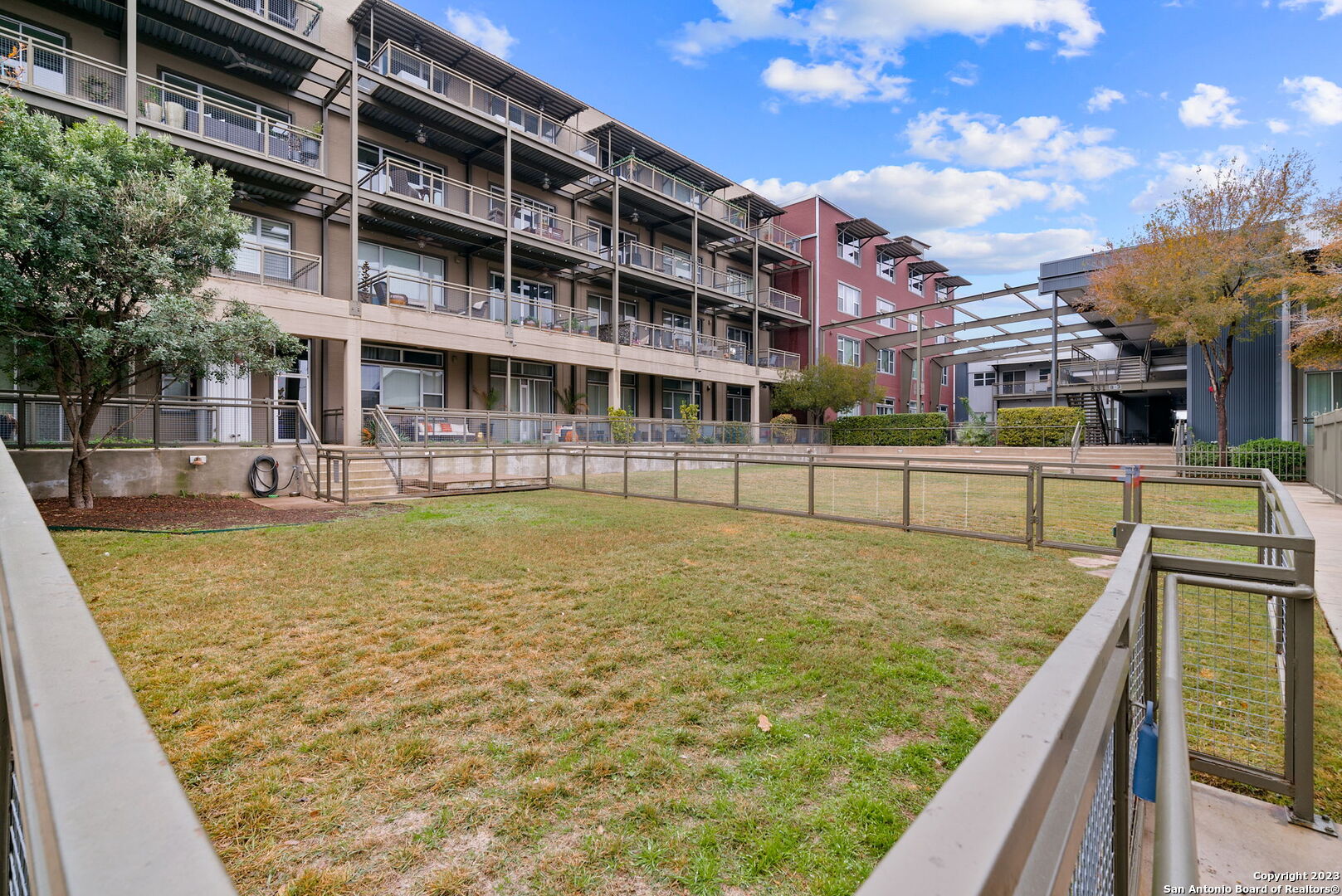 831 S Flores St 2106,San Antonio, TX 78204