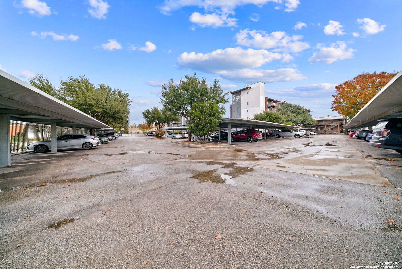 831 S Flores St 2106,San Antonio, TX 78204