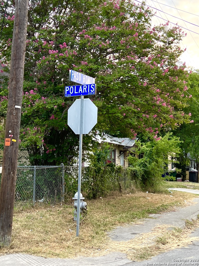 211 N Polaris , San Antonio, TX, 78202 | 1740162 | Realty Texas LLC