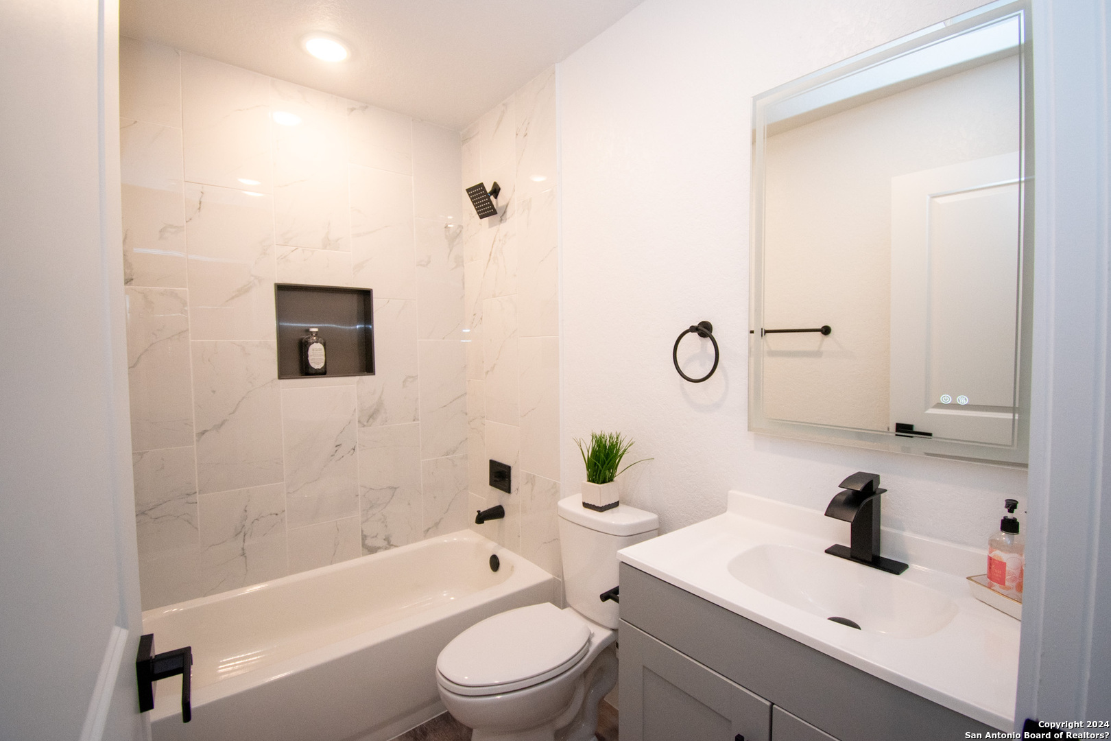5226 Charolais Dr , San Antonio, TX, 78247 | 1748510 | Realty Texas LLC