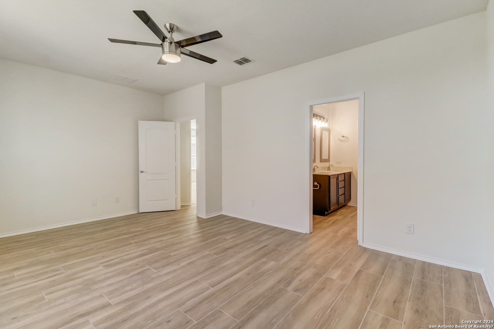 1314 Tumbleweed Way , San Antonio, TX, 78245-3171 | 1748852 | Realty Texas LLC