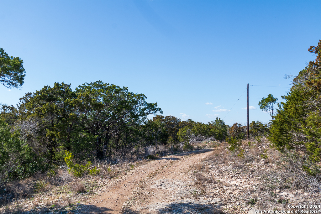 000 Tbd Hilltop Loop , Lakehills, TX, 78063 | 1750015 | Realty Texas LLC