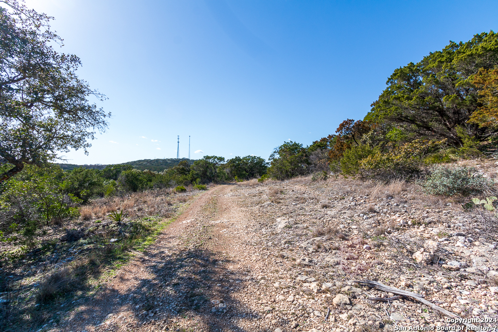 000 Tbd Hilltop Loop , Lakehills, TX, 78063 | 1750015 | Realty Texas LLC