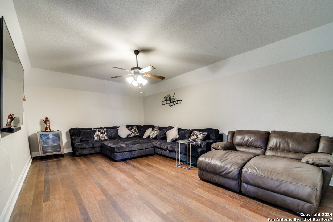 7214 Hovingham , Bexar Co, TX, 78257-1364 | 1750065 | Realty Texas LLC
