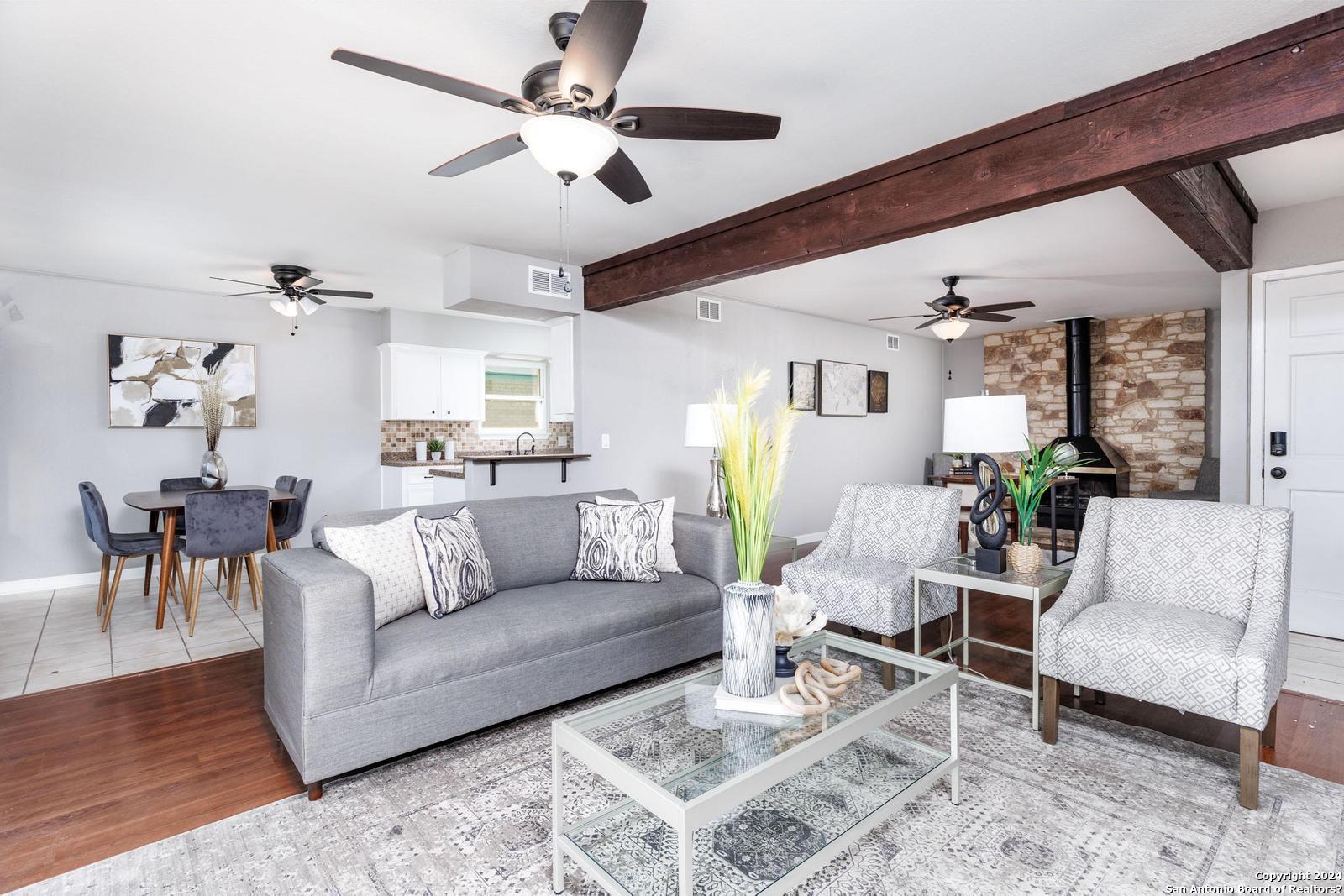 426 E Byrd Blvd , Universal City, TX, 78148-4509 | 1750207 | Realty Texas LLC