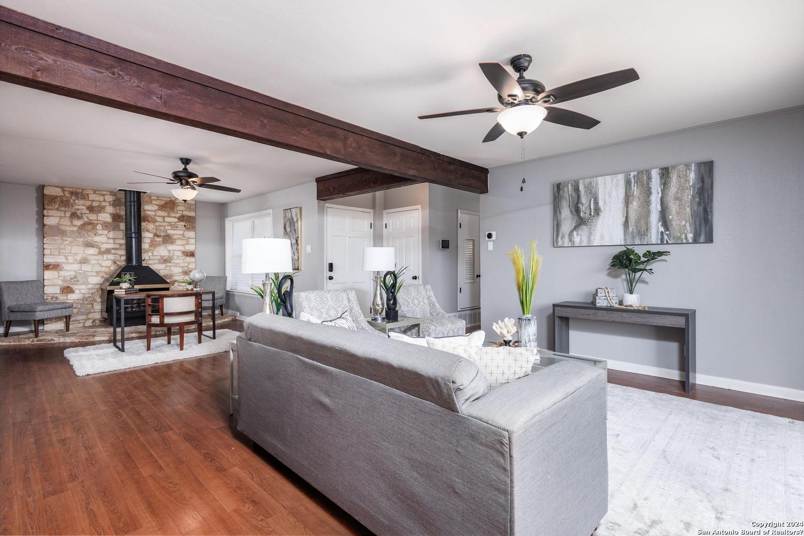 426 E Byrd Blvd , Universal City, TX, 78148-4509 | 1750207 | Realty Texas LLC