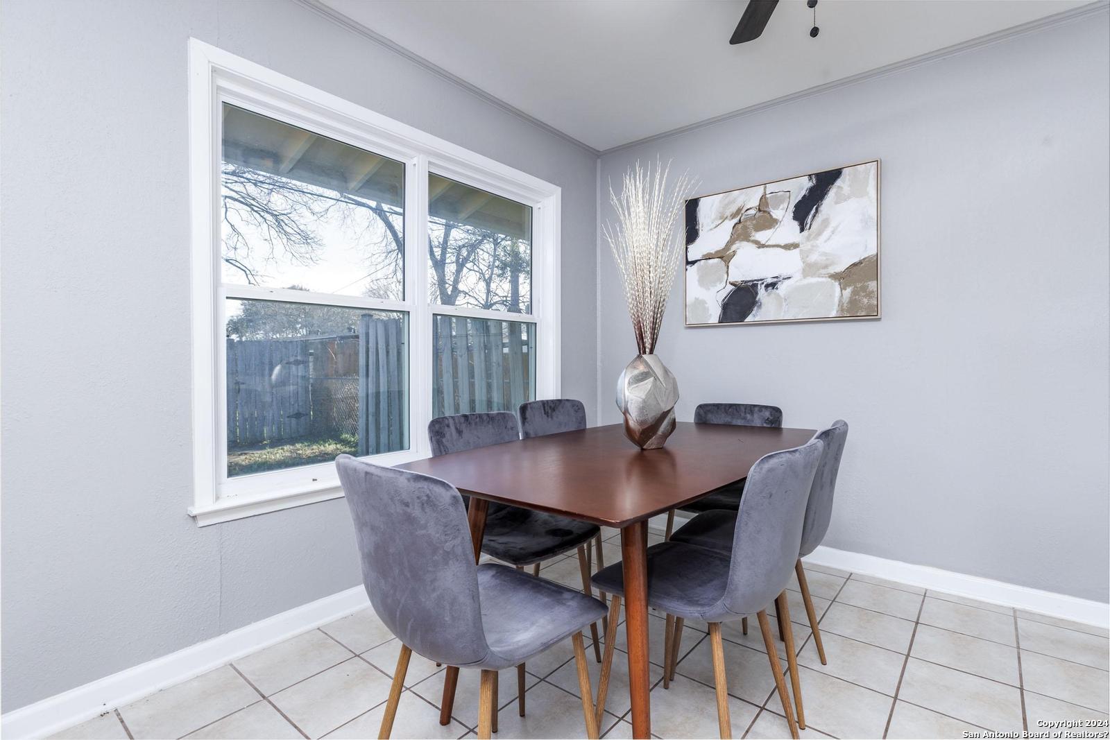 426 E Byrd Blvd , Universal City, TX, 78148-4509 | 1750207 | Realty Texas LLC