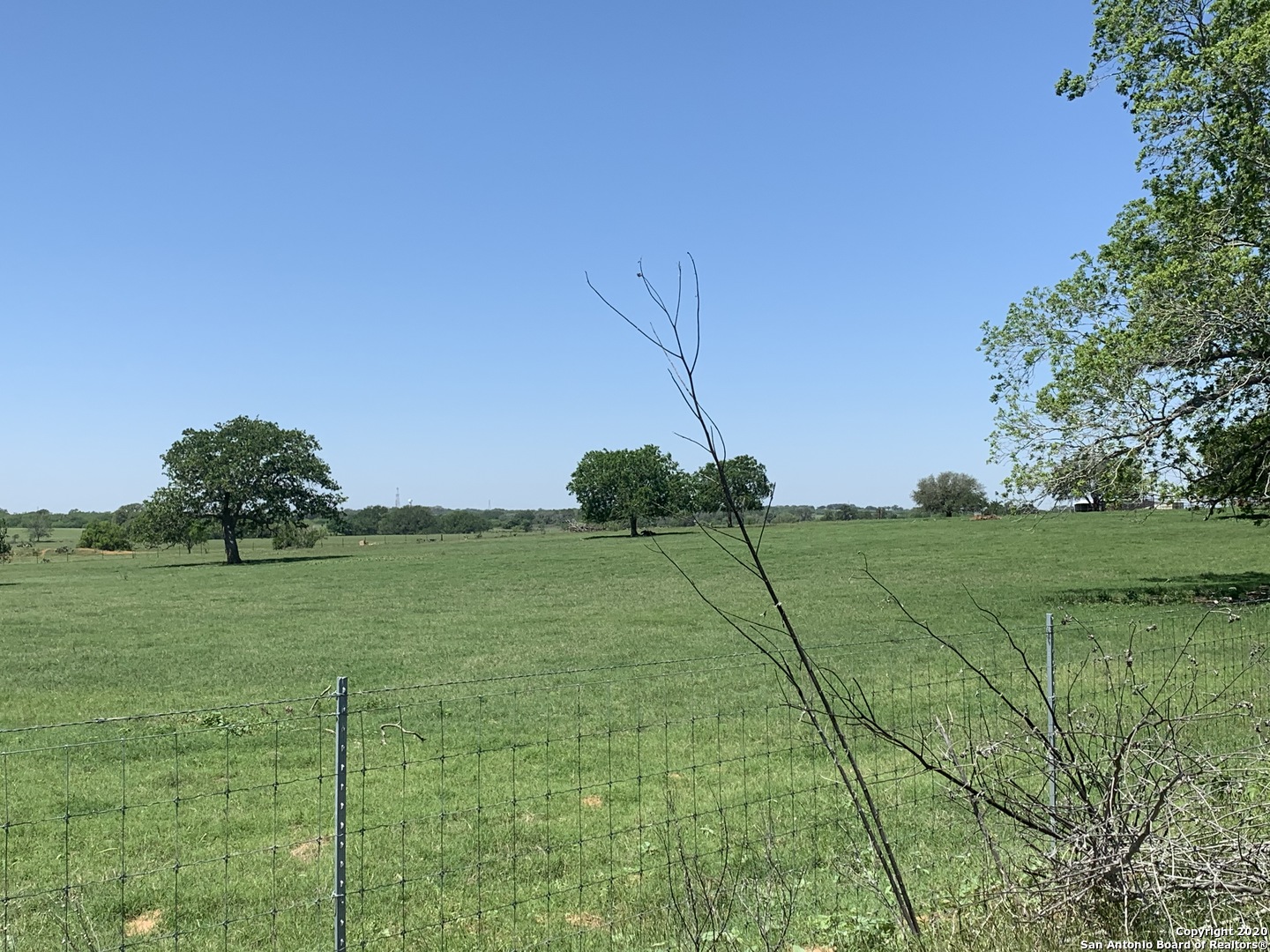 6306 Cr 405 , Floresville, TX, 78114 | 1750285 | Realty Texas LLC