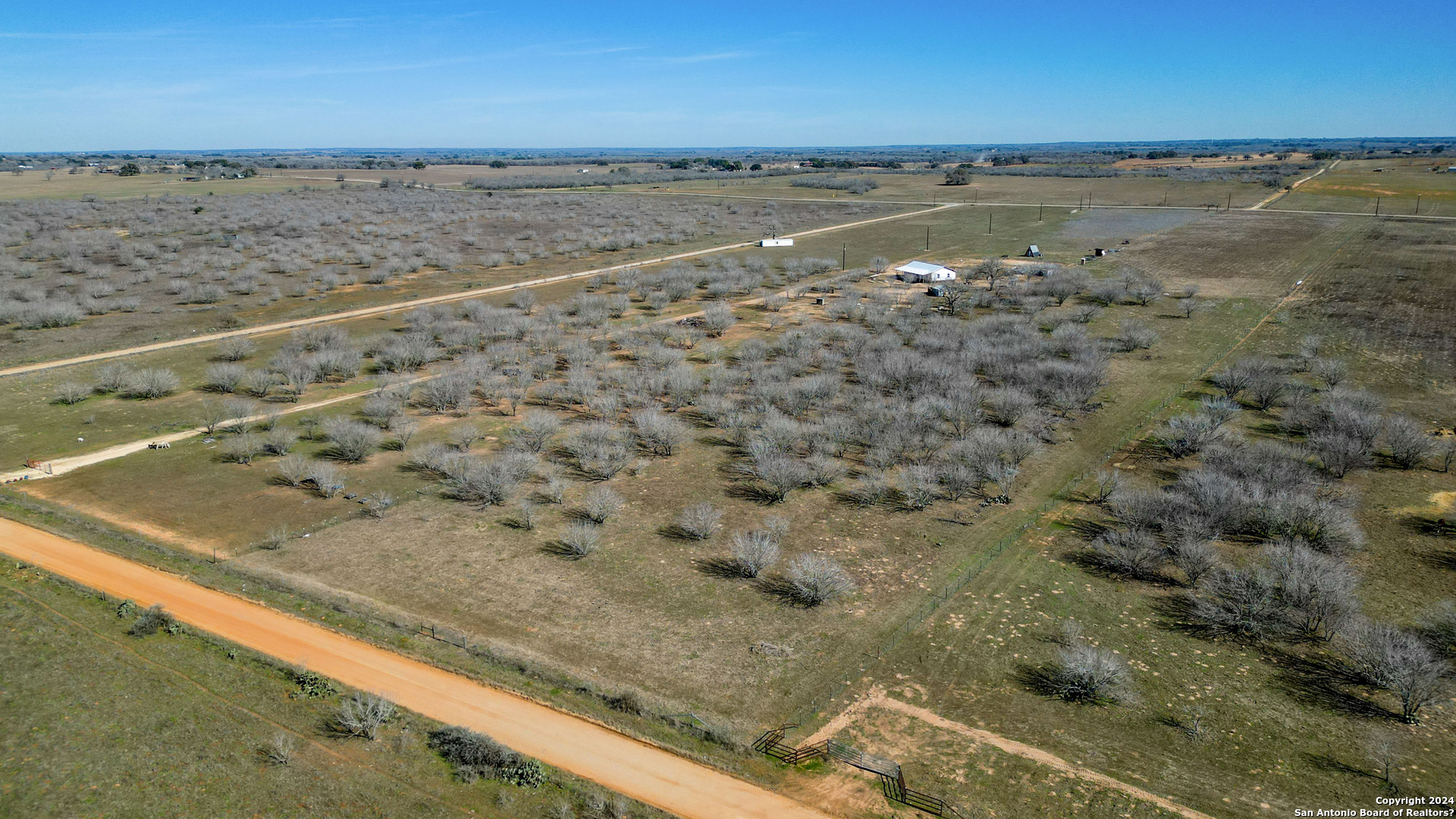 6306 Cr 405 , Floresville, TX, 78114 | 1750285 | Realty Texas LLC