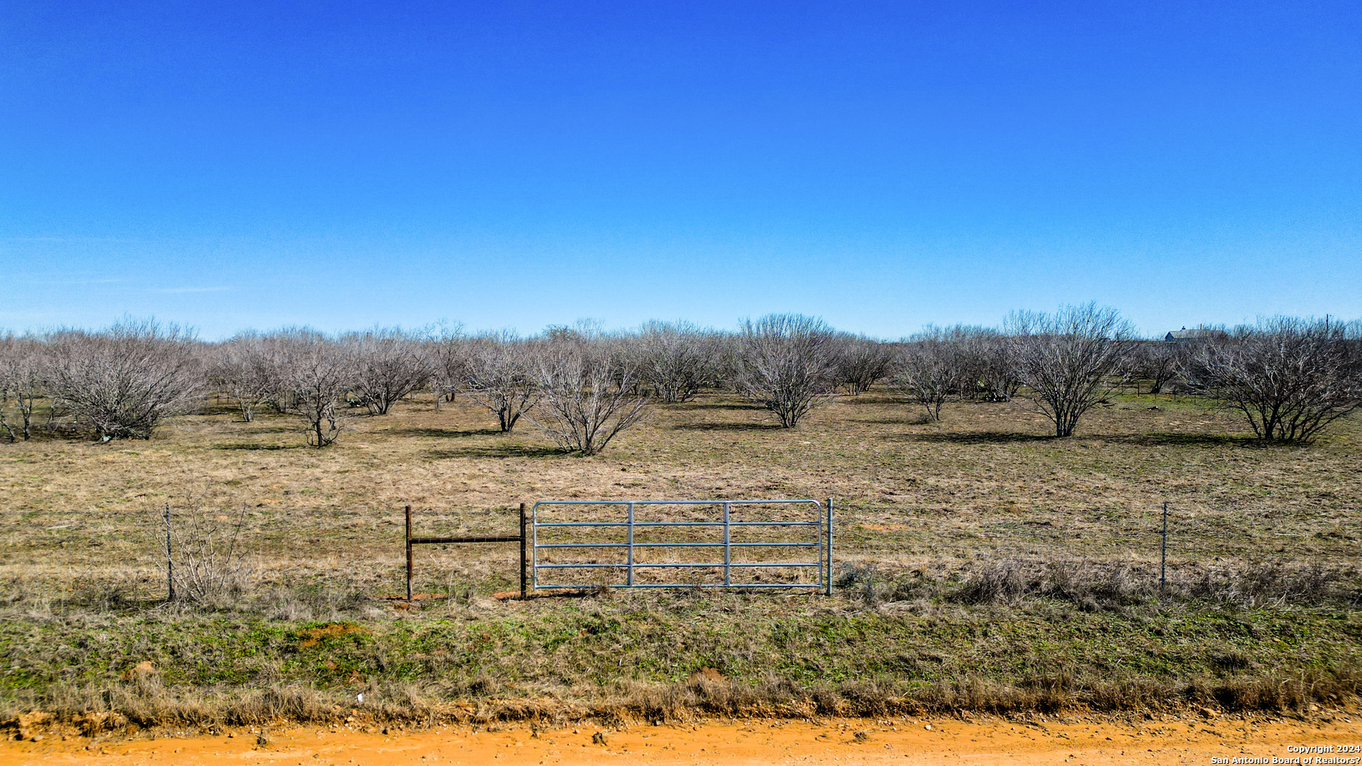6306 Cr 405 , Floresville, TX, 78114 | 1750285 | Realty Texas LLC