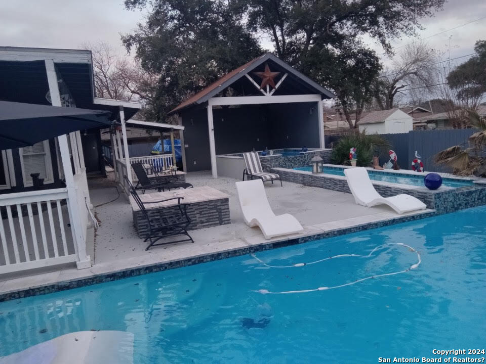 306 Windcrest Dr , Windcrest, TX, 78239 | 1750460 | Realty Texas LLC