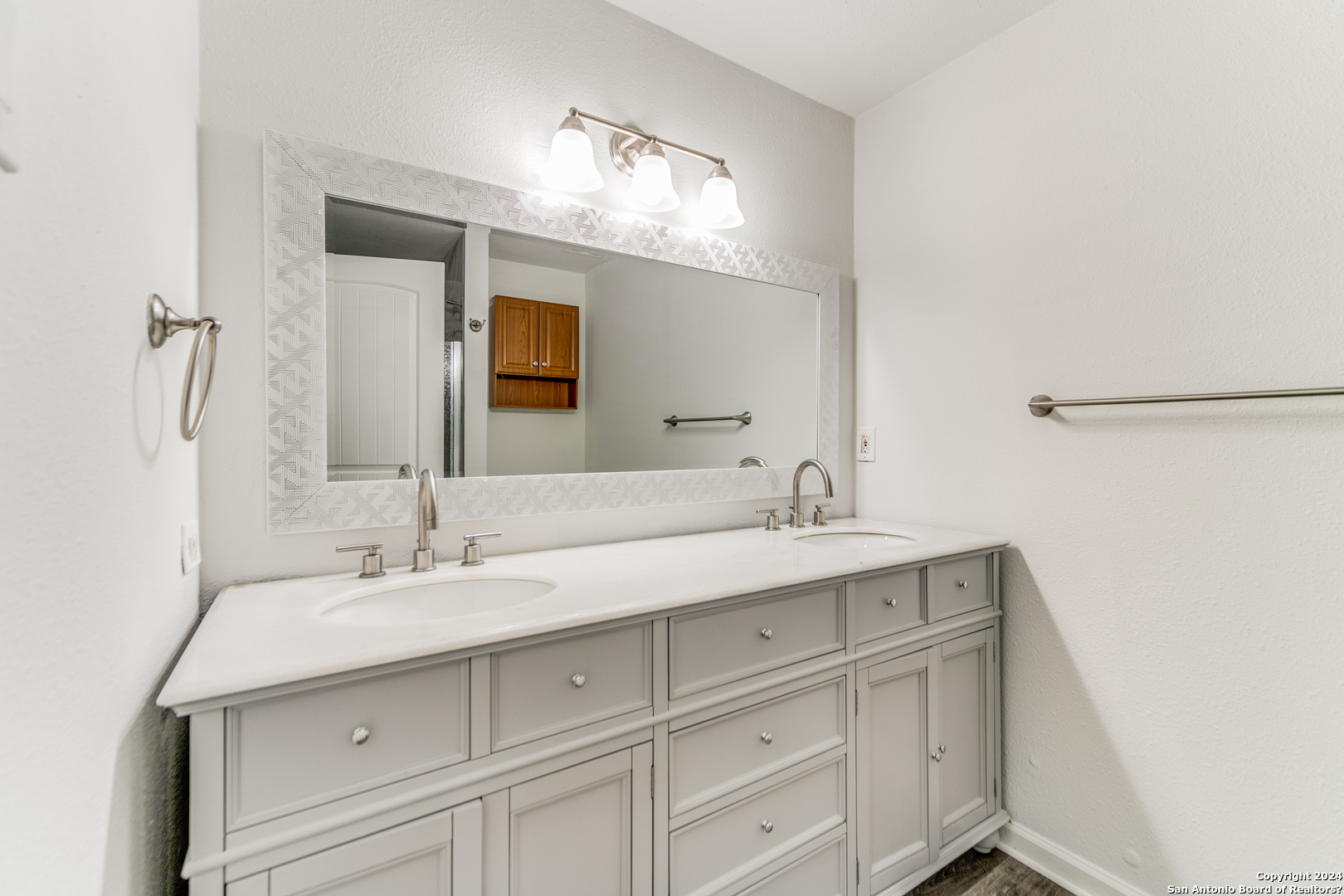 306 Windcrest Dr , Windcrest, TX, 78239 | 1750460 | Realty Texas LLC