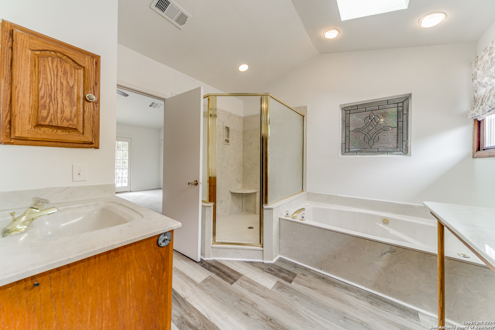 306 Windcrest Dr , Windcrest, TX, 78239 | 1750460 | Realty Texas LLC