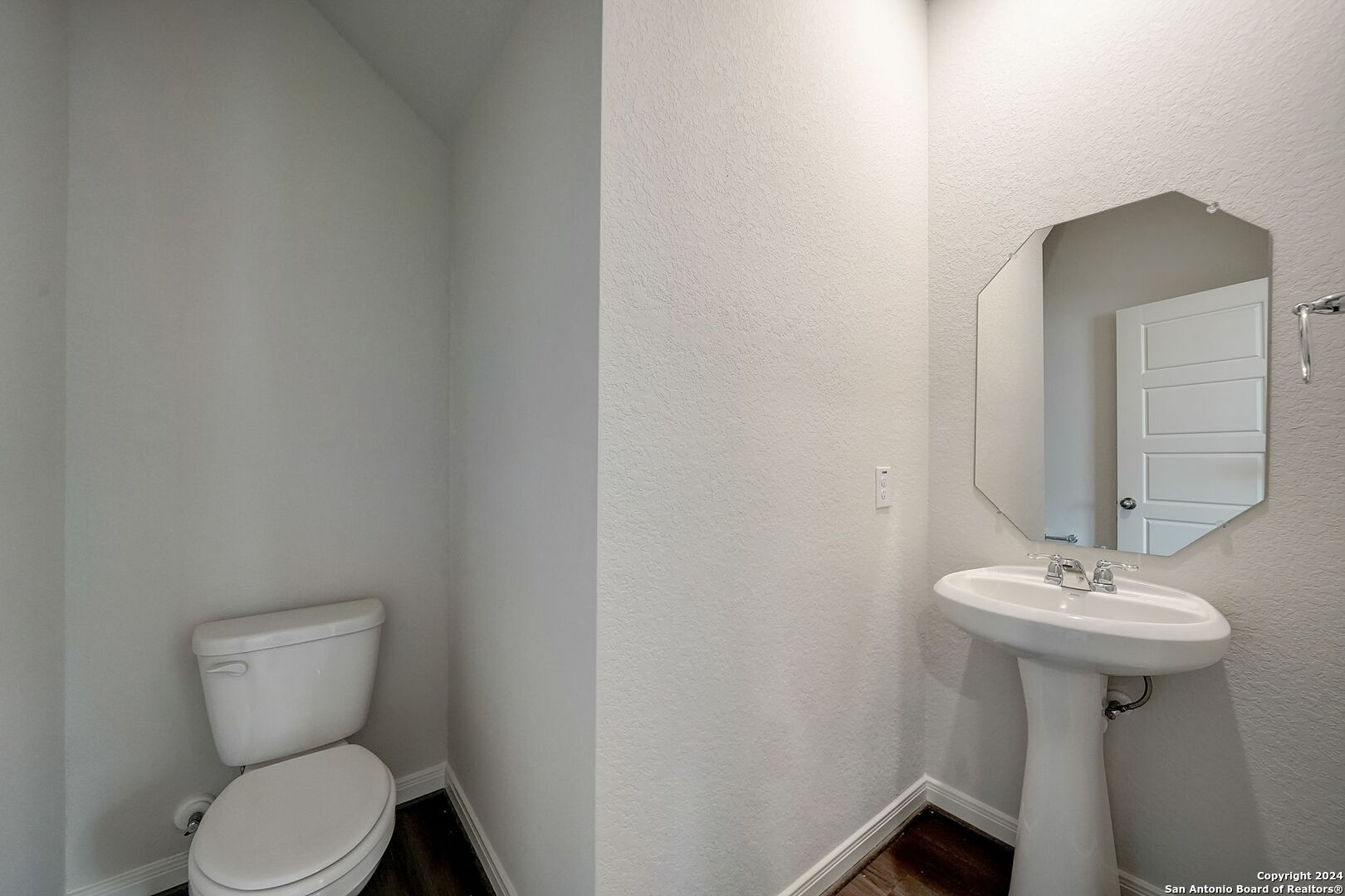 5710 Elsa Cove , San Antonio, TX, 78253 | 1751525 | Realty Texas LLC