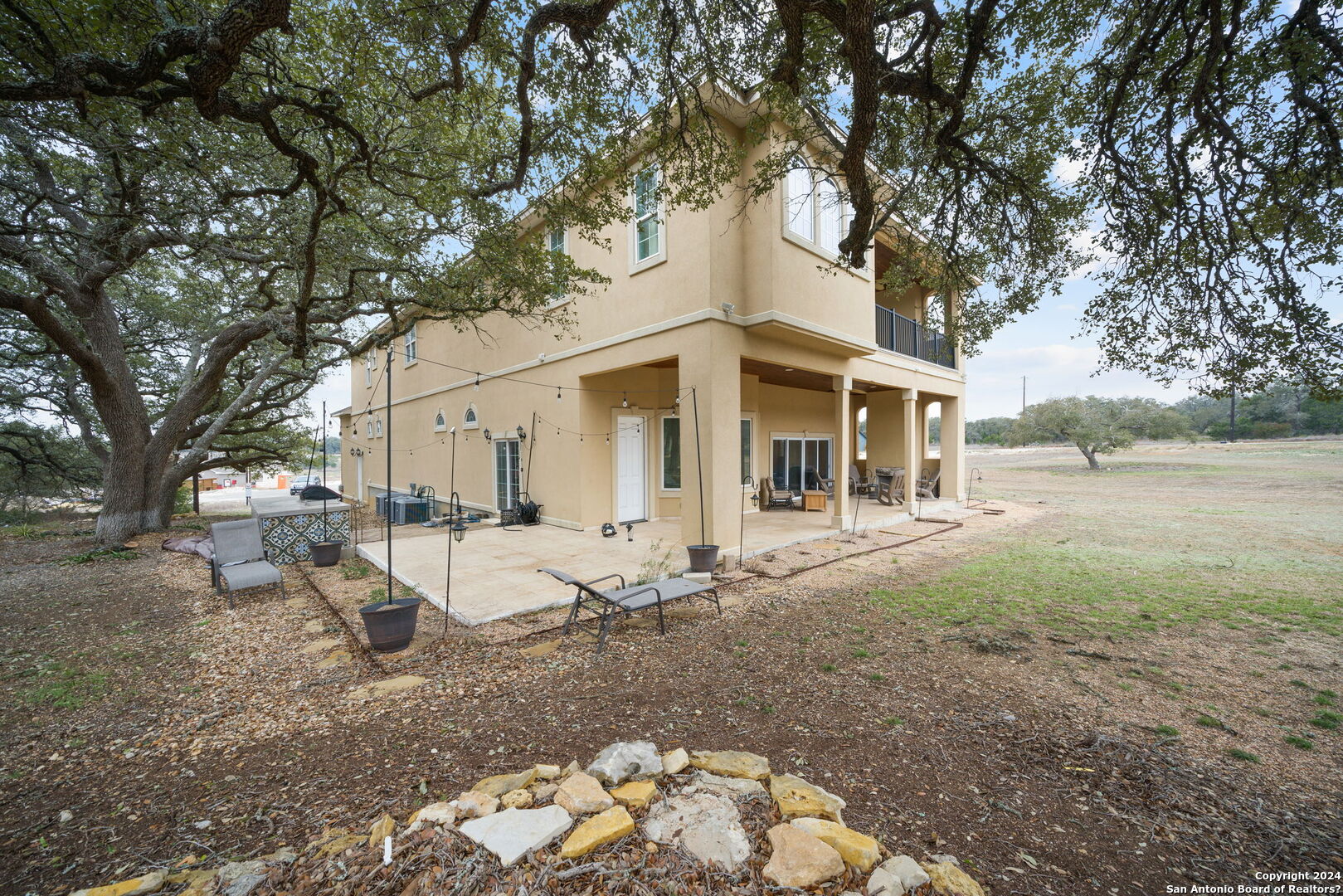105 N Micah Andrews , Blanco, TX, 78606 | 1734043 | Realty Texas LLC