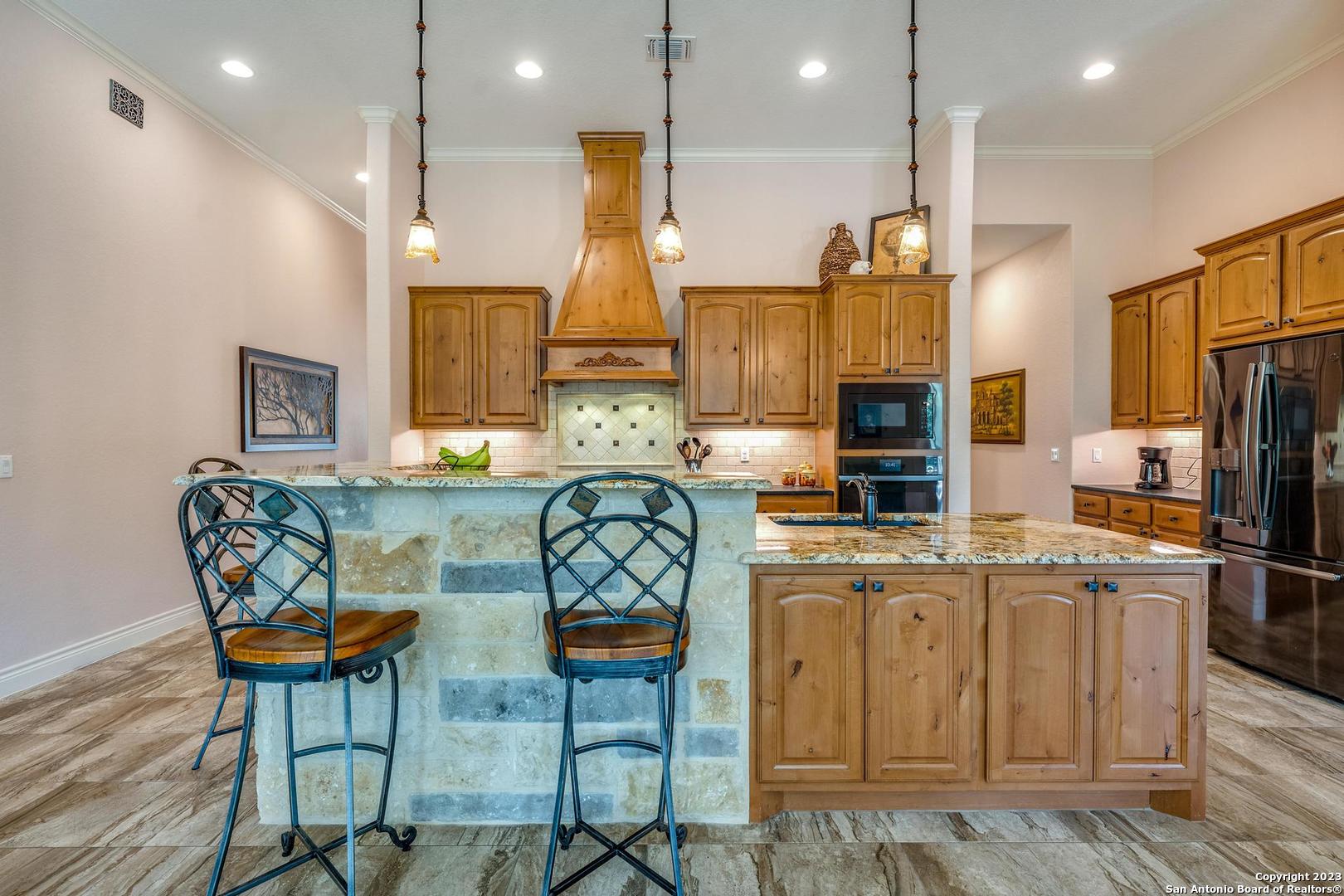 1064 Via Principale , New Braunfels, TX, 78132-2684 | 1751678 | Realty Texas LLC