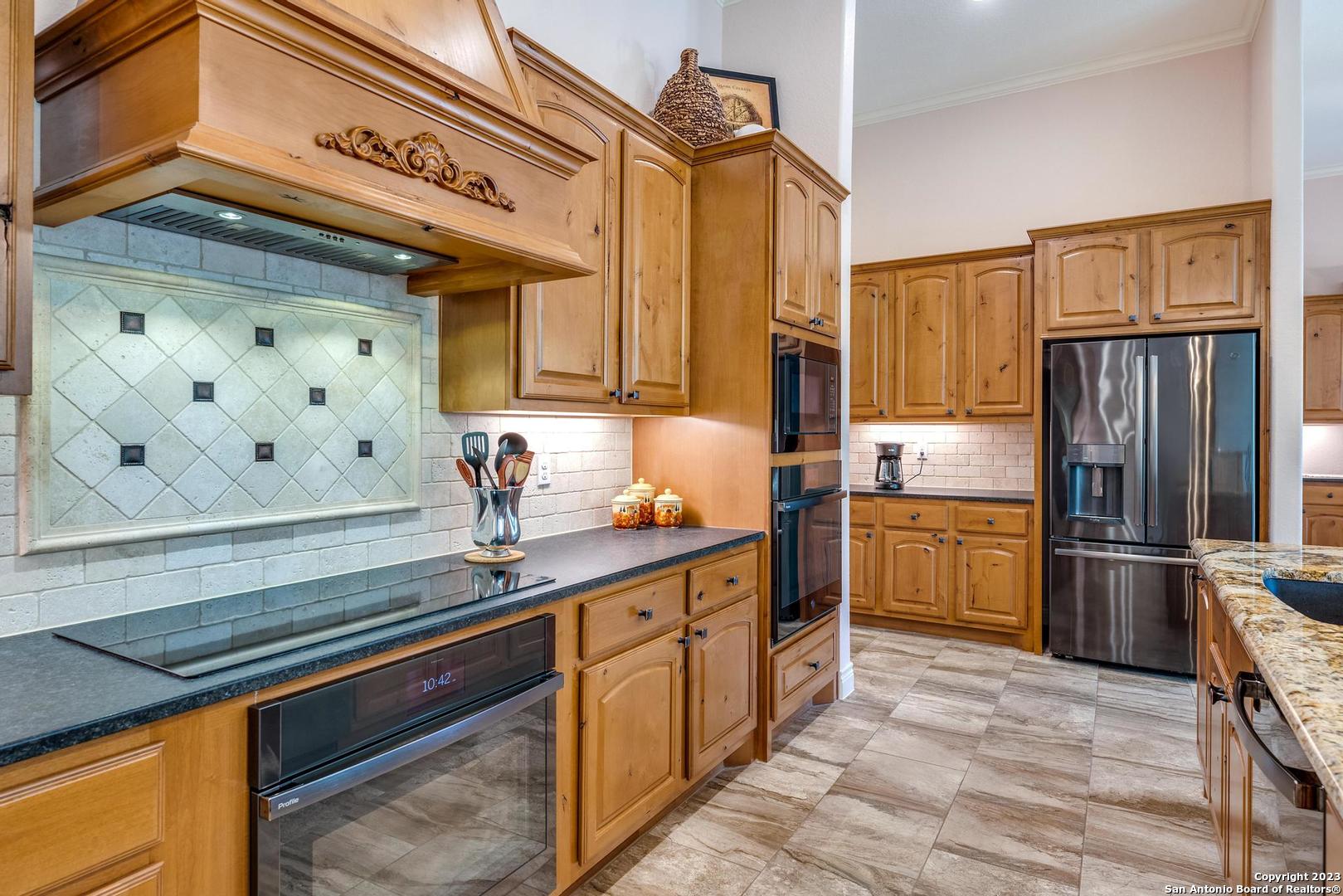 1064 Via Principale , New Braunfels, TX, 78132-2684 | 1751678 | Realty Texas LLC