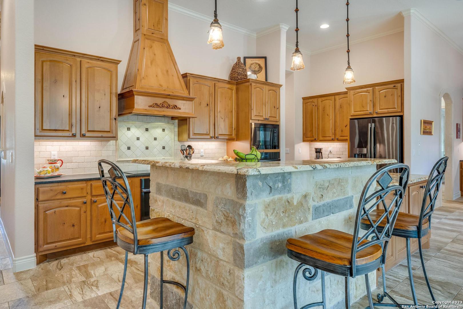 1064 Via Principale , New Braunfels, TX, 78132-2684 | 1751678 | Realty Texas LLC