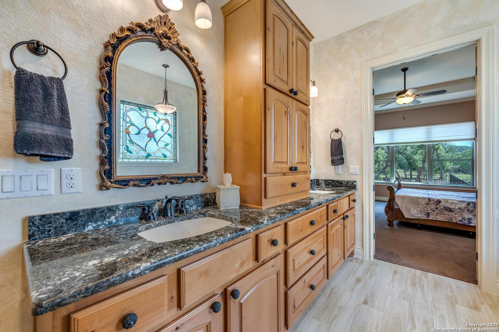 1064 Via Principale , New Braunfels, TX, 78132-2684 | 1751678 | Realty Texas LLC