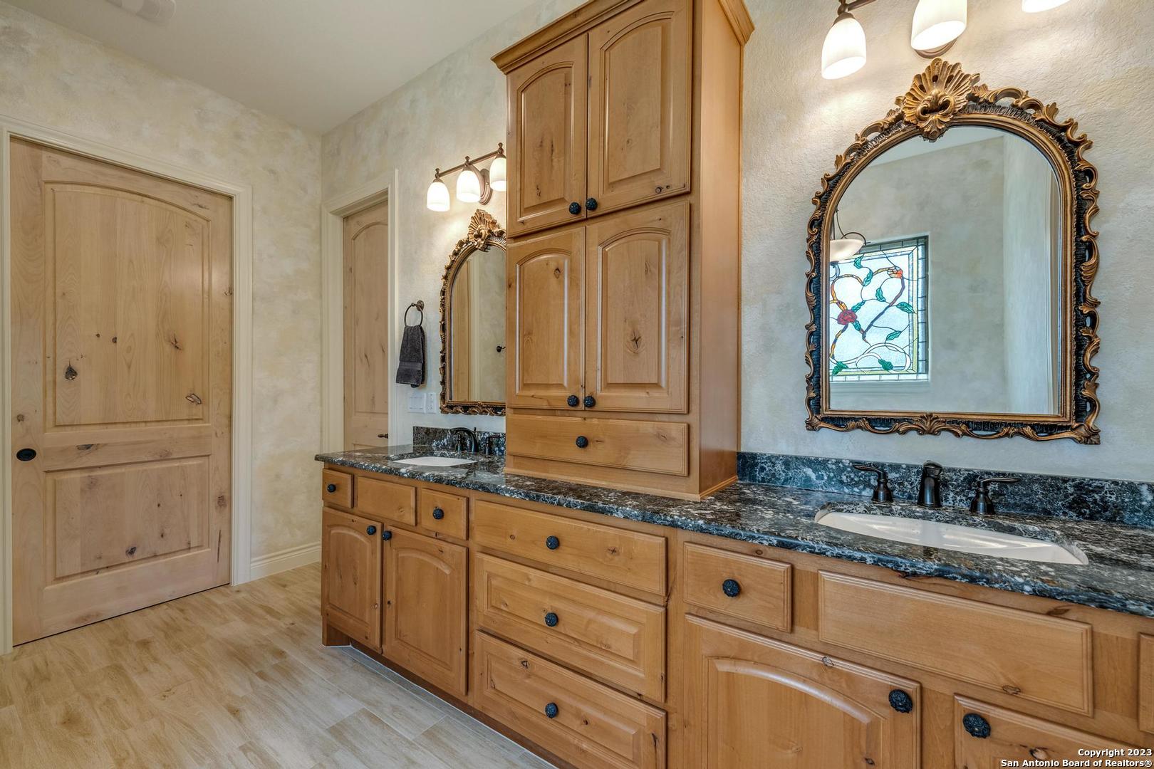 1064 Via Principale , New Braunfels, TX, 78132-2684 | 1751678 | Realty Texas LLC