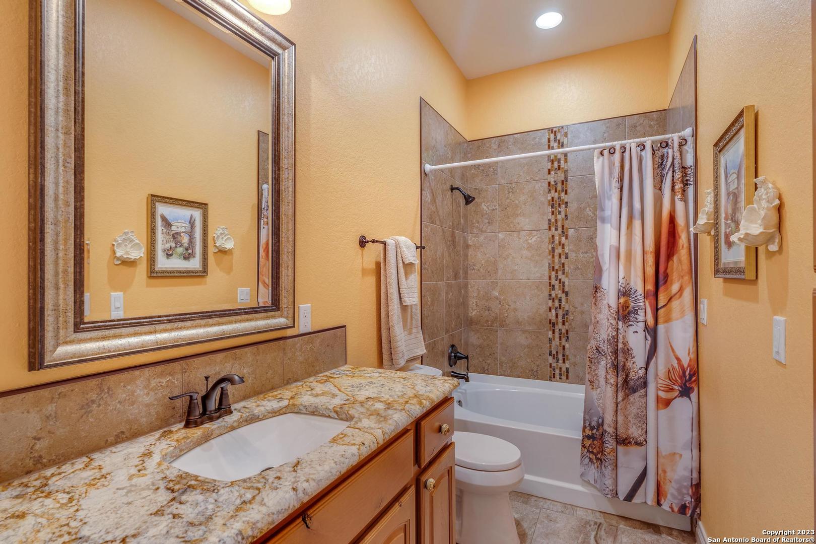 1064 Via Principale , New Braunfels, TX, 78132-2684 | 1751678 | Realty Texas LLC