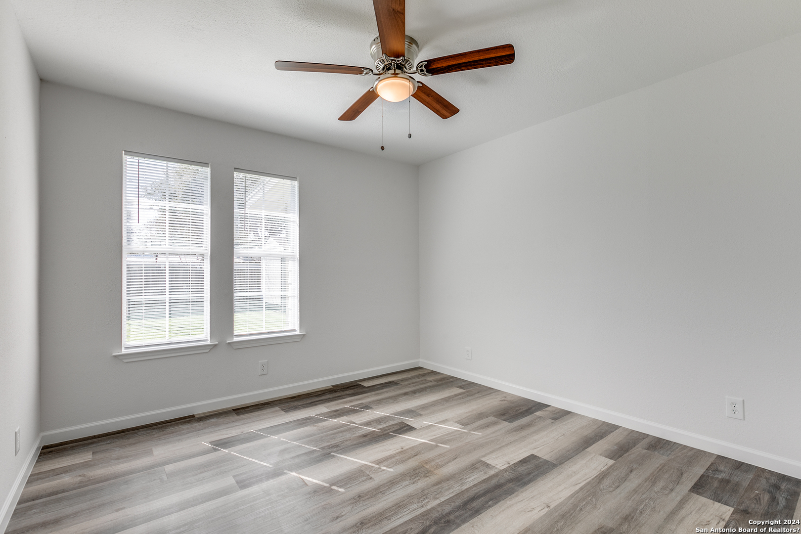 358 W Palfrey St , San Antonio, TX, 78223 | 1750417 | Realty Texas LLC
