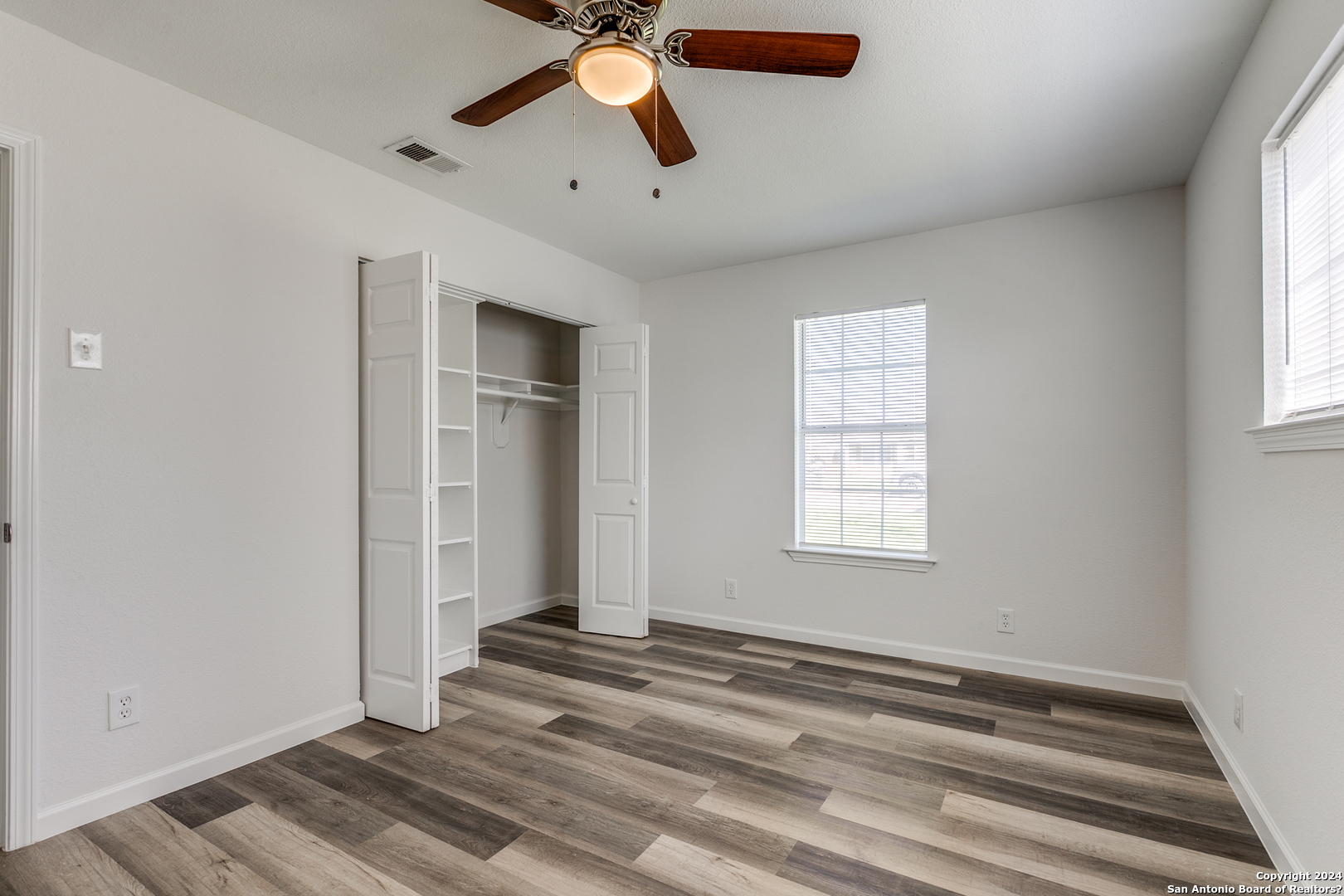 358 W Palfrey St , San Antonio, TX, 78223 | 1750417 | Realty Texas LLC