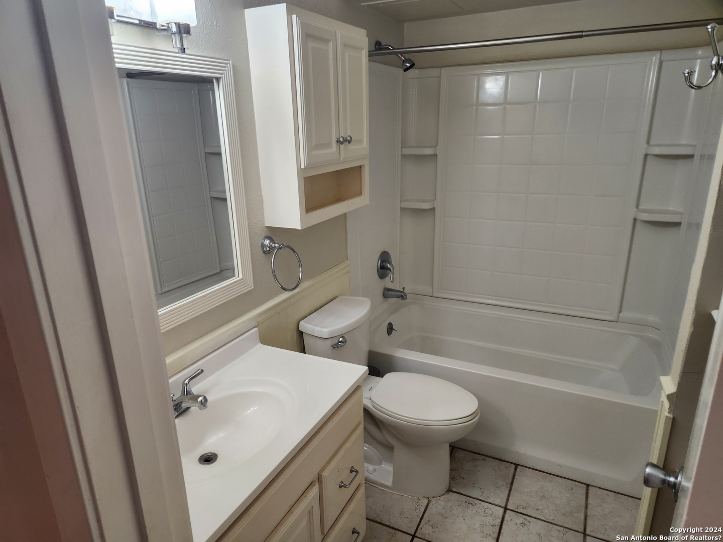 2300 Nacogdoches Rd 137j , San Antonio, TX, 78209-2186 | 1752162 | Realty Texas LLC