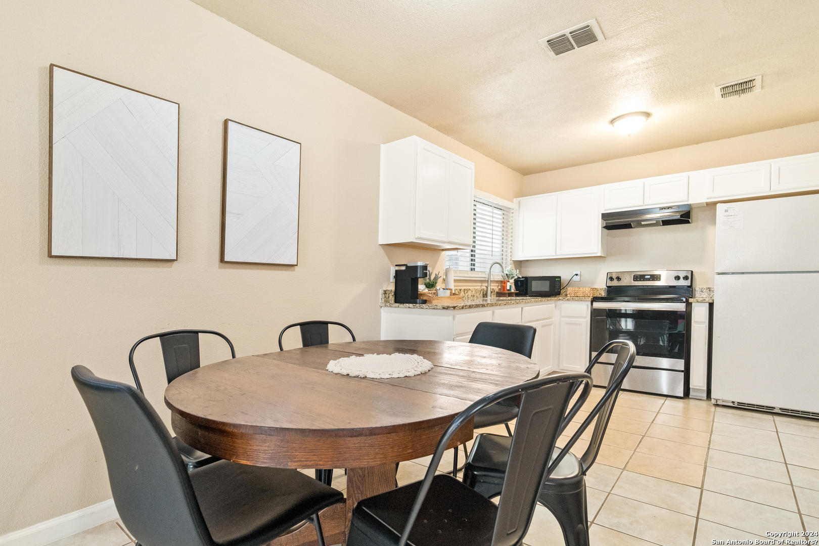 6238 Valley Pawn , San Antonio, TX, 78250-4874 | 1752304 | Realty Texas LLC