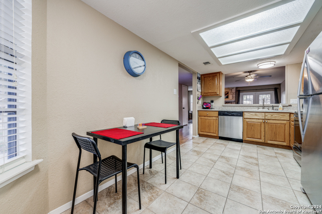 4439 Hilton Head St , San Antonio, TX, 78217-1873 | 1752514 | Realty Texas LLC