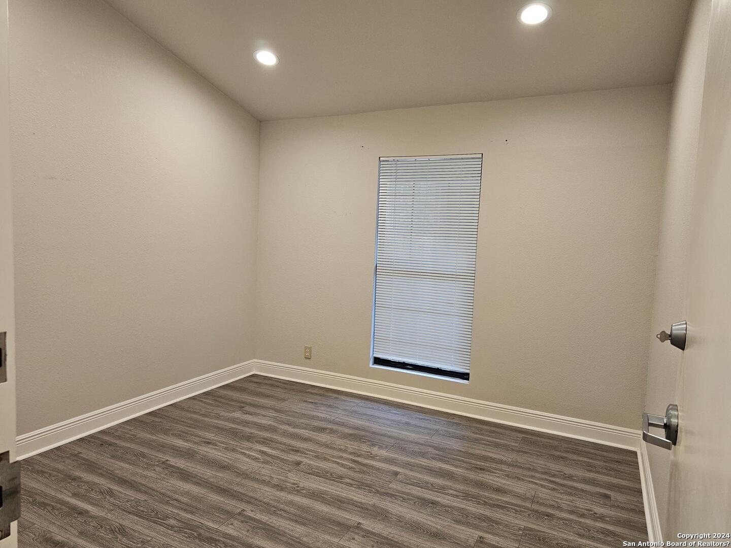 8006 West Ave , San Antonio, TX, 78213 | 1752384 | Realty Texas LLC