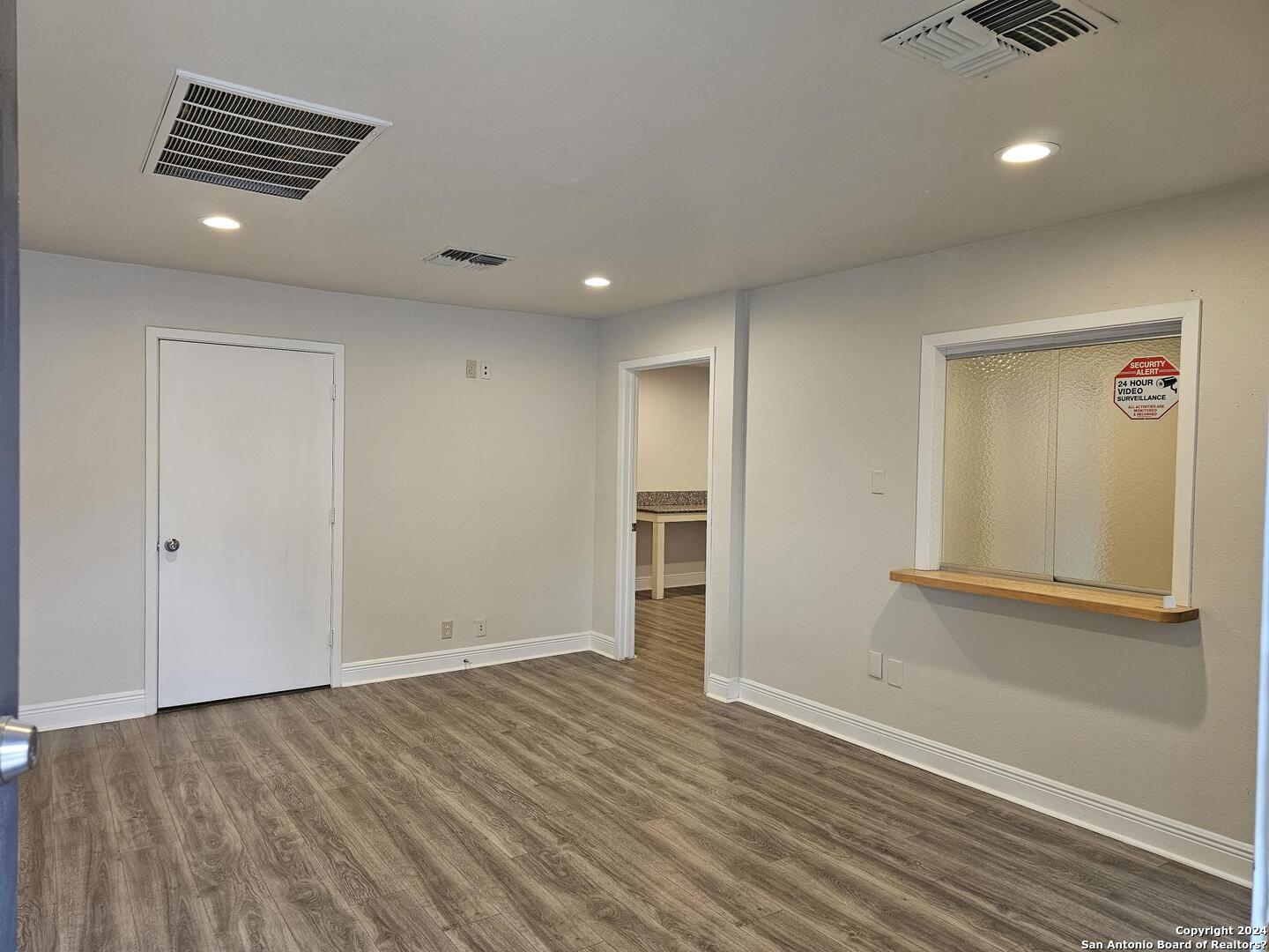8006 West Ave , San Antonio, TX, 78213 | 1752384 | Realty Texas LLC